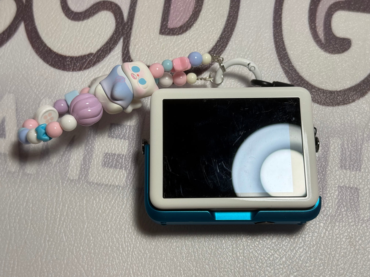 Canon PowerShot N WHITE 12.1MP 8x Zoom Compact Digital Camera