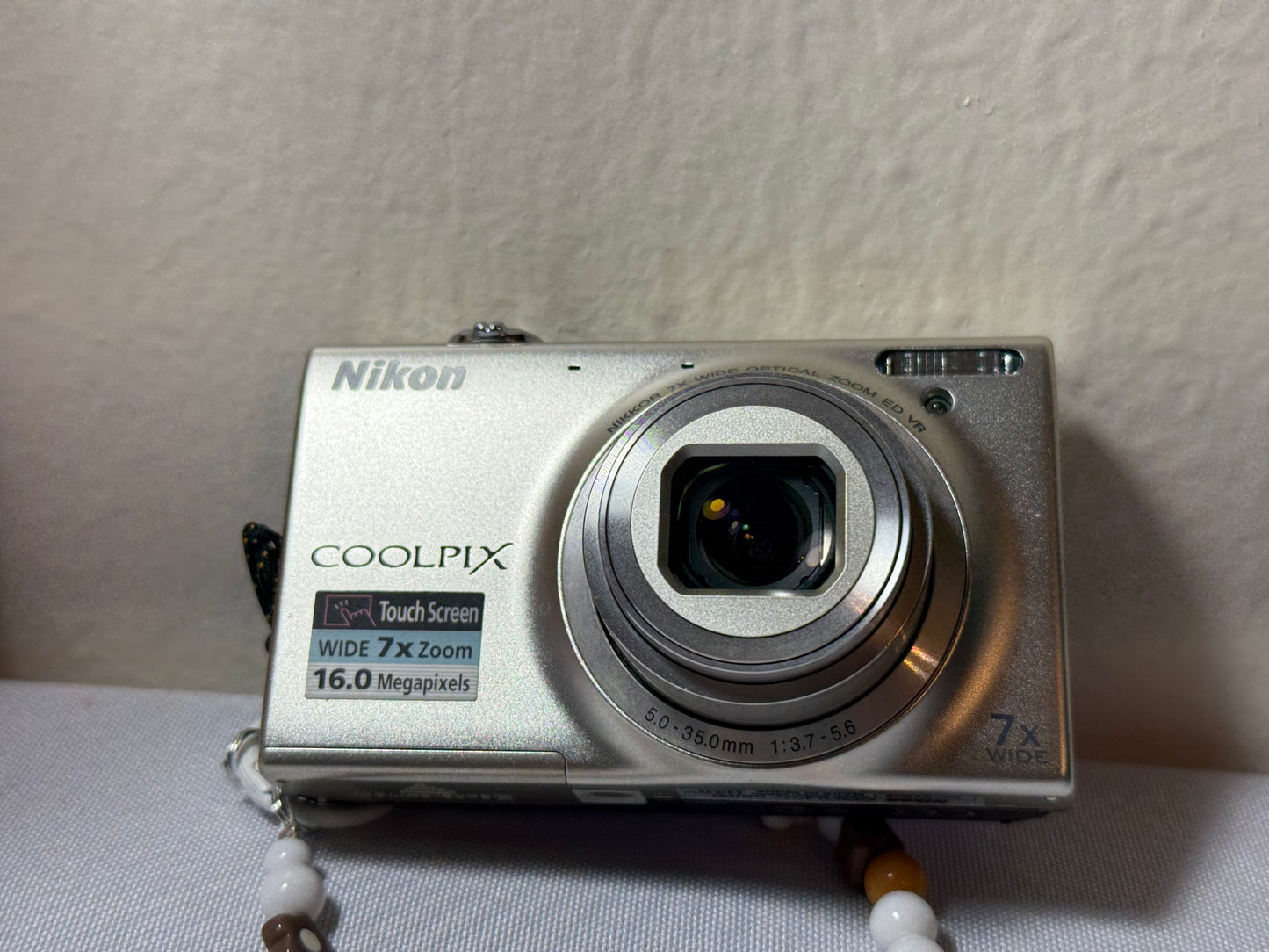 Nikon COOLPIX S6100 14.2MP Compact Digital camera