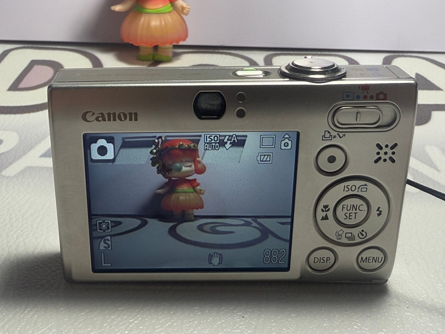 Canon PowerShot SD770 IS （IXUS85）10MP Digital Camera - Silver