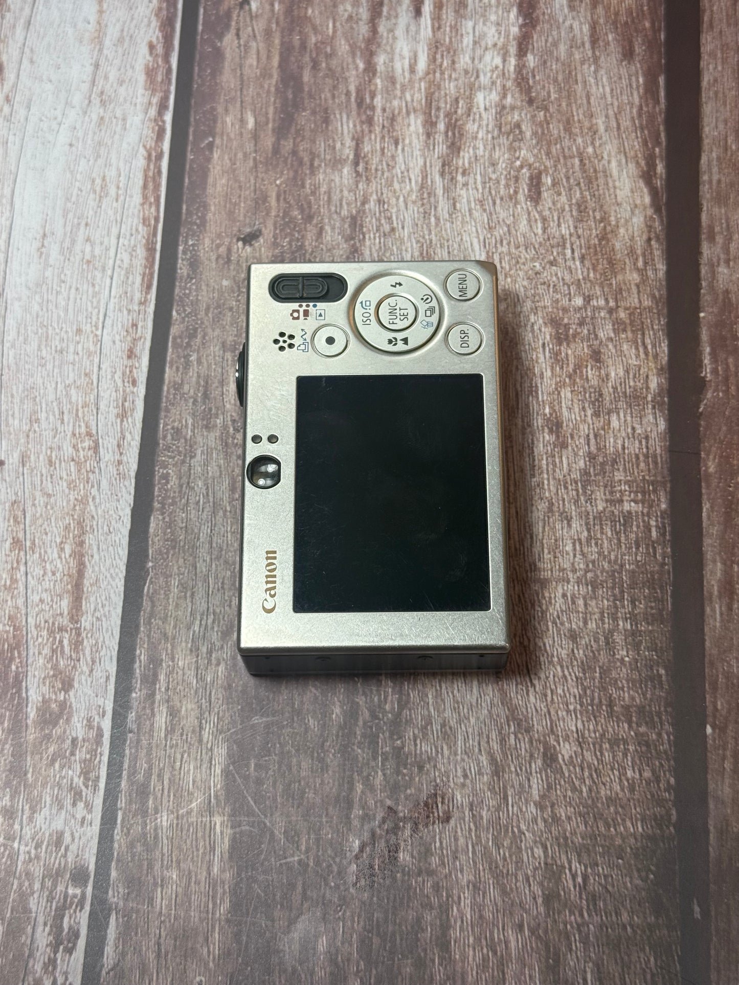 Canon PowerShot Digital SD1000 IS （IXUS 70） IS Camera