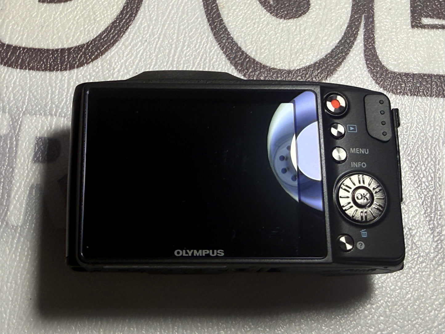 Olympus SZ-14 14MP Digital Camera Black（NEW）