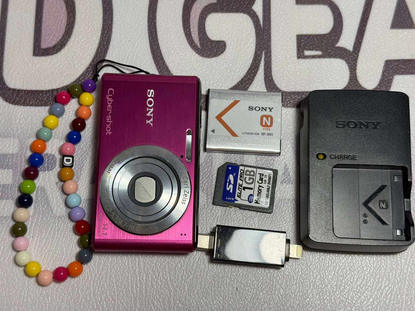 Sony Cyber-shot DSC-W530 Pink Digital Camera 16.1 MP 8x Optical Zoom