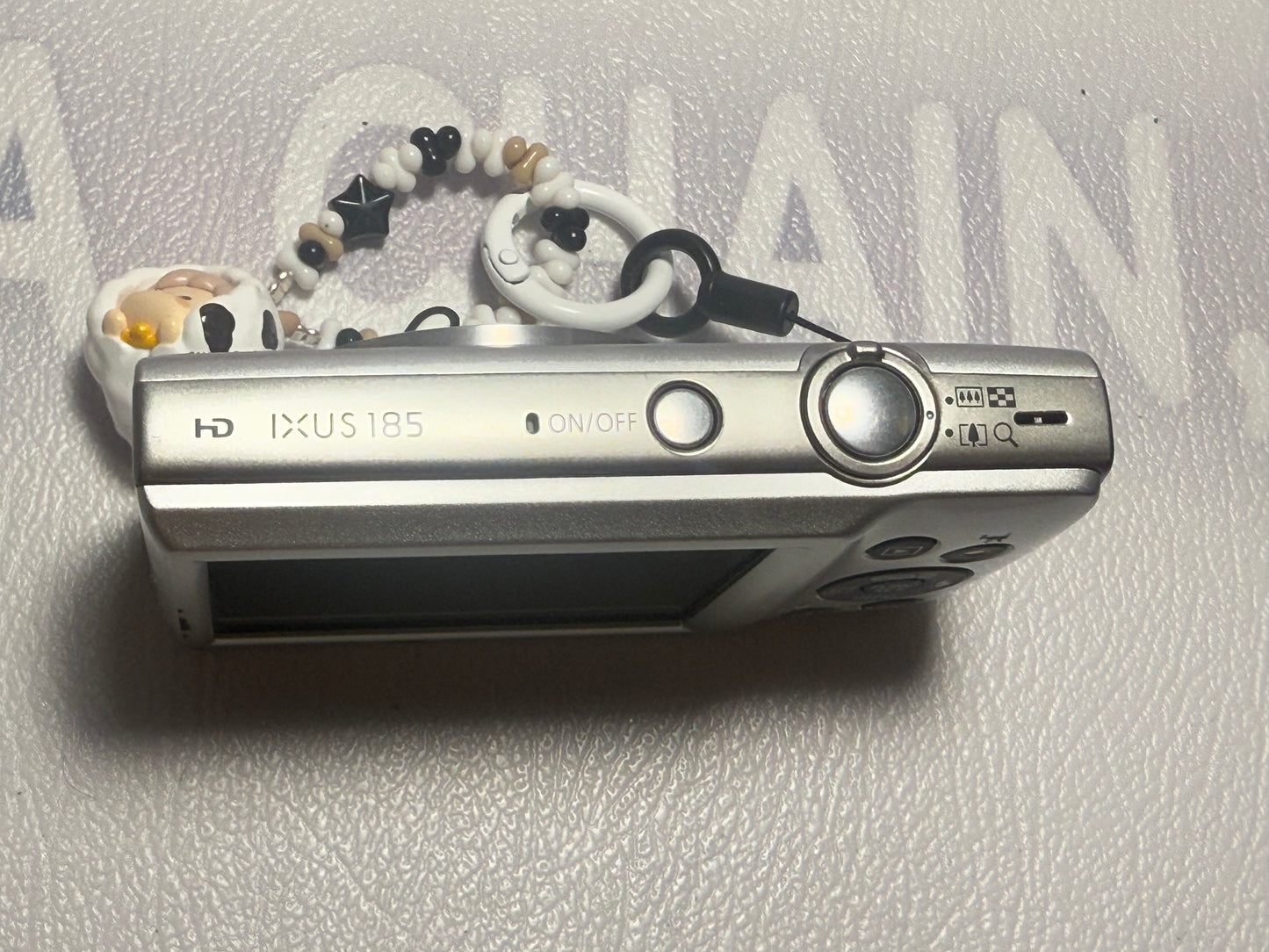 Canon PowerShot IXUS 185 （ELPH 180） 20 MP 8x Zoom Digital Camera Silver