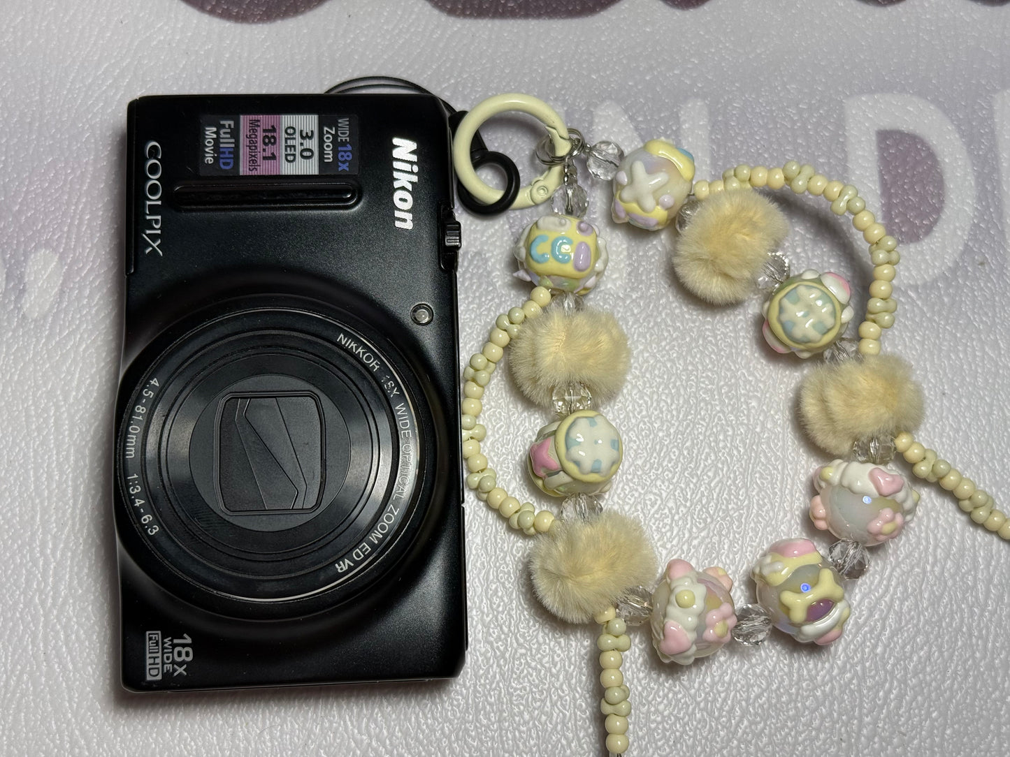 Nikon COOLPIX S9400 Digital Camera 18.1MP 18x Optical Zoom Black