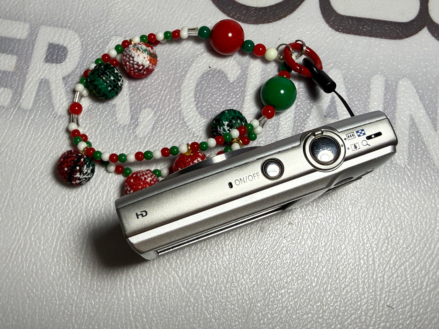 Canon PowerShot ELPH 180 20 MP 8x Zoom Digital Camera Silver