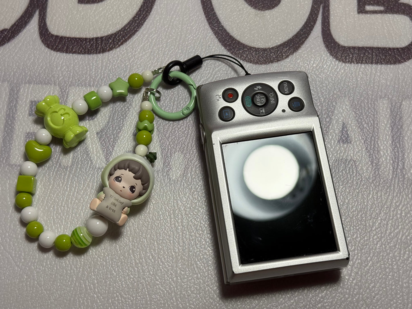 Canon PowerShot ELPH 180 20 MP 8x Zoom Digital Camera Silver