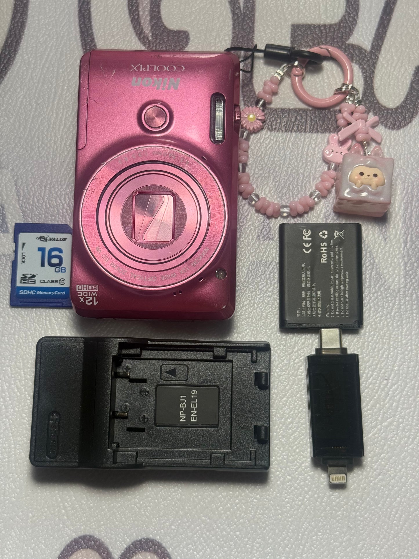 Nikon COOLPIX S6900 16.0MP Digital Camera - Pink