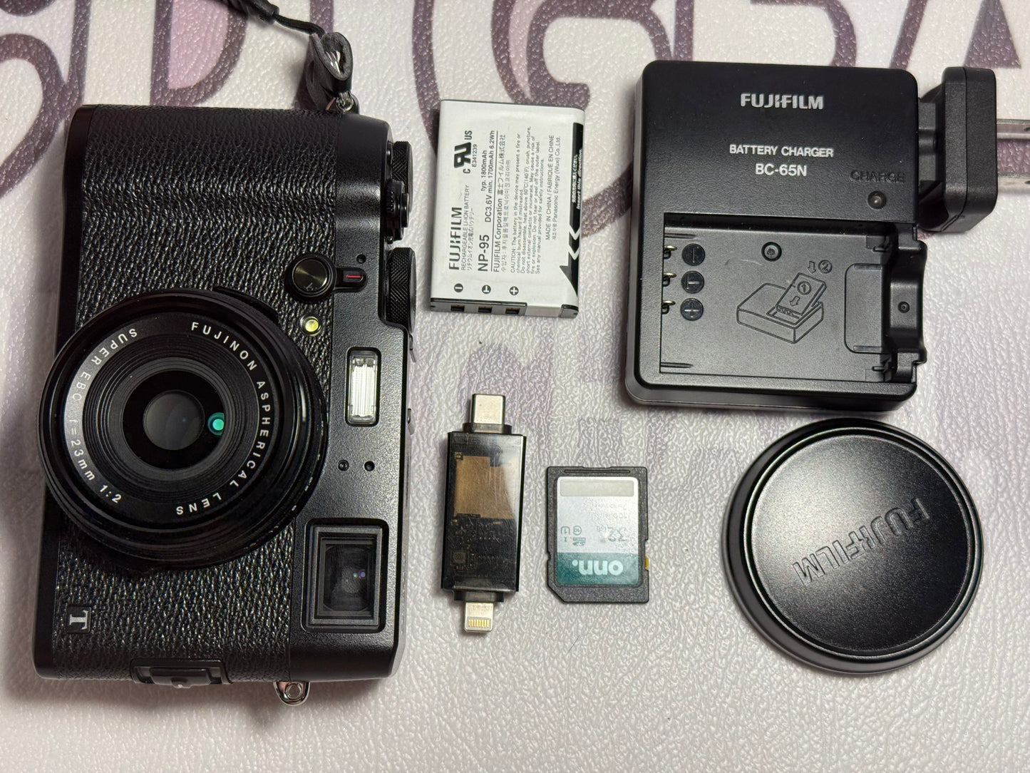 Fujifilm Fuji X100T Digital Camera Black - with accessories