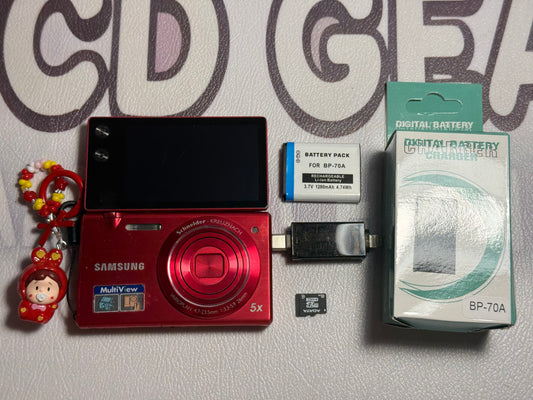 Samsung MV800 Flip-out 5x Zoom 16 Megapixels Touch English