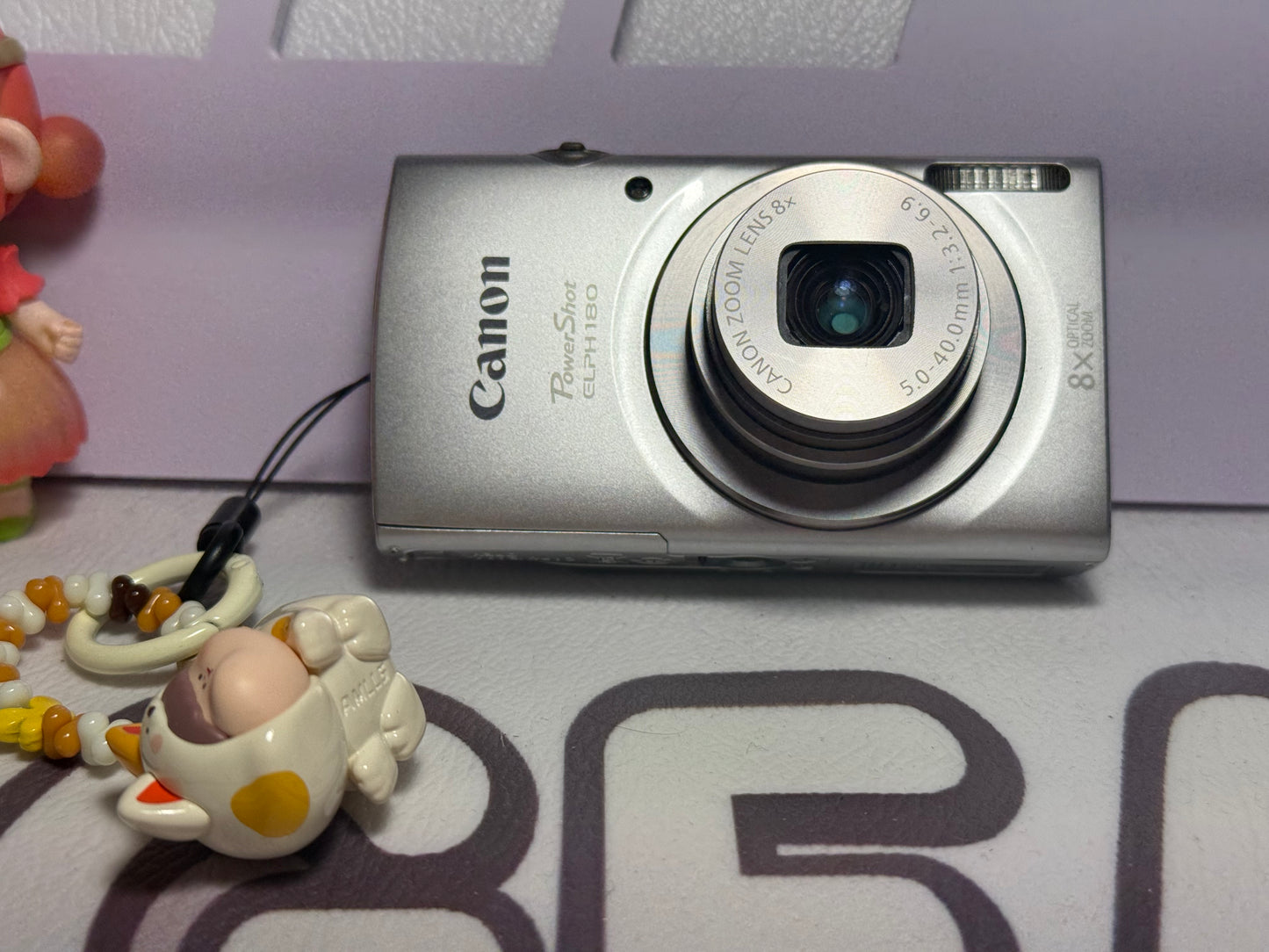 Canon PowerShot ELPH 180 20 MP 8x Zoom Digital Camera Silver