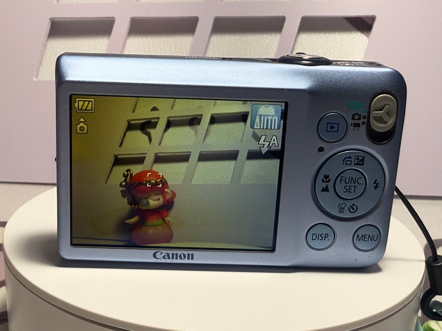 Canon PowerShot Digital SD1300 IS （IXUS 105） IS Camera