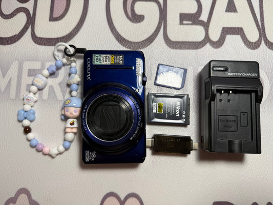 Nikon COOLPIX S9200 12.1MP 18x Optical Zoom Digital Camera