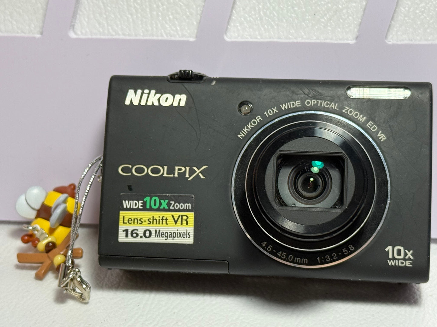 Nikon Coolpix S6200 BLACK Digital Camera 16MP, 10X Optical Zoom