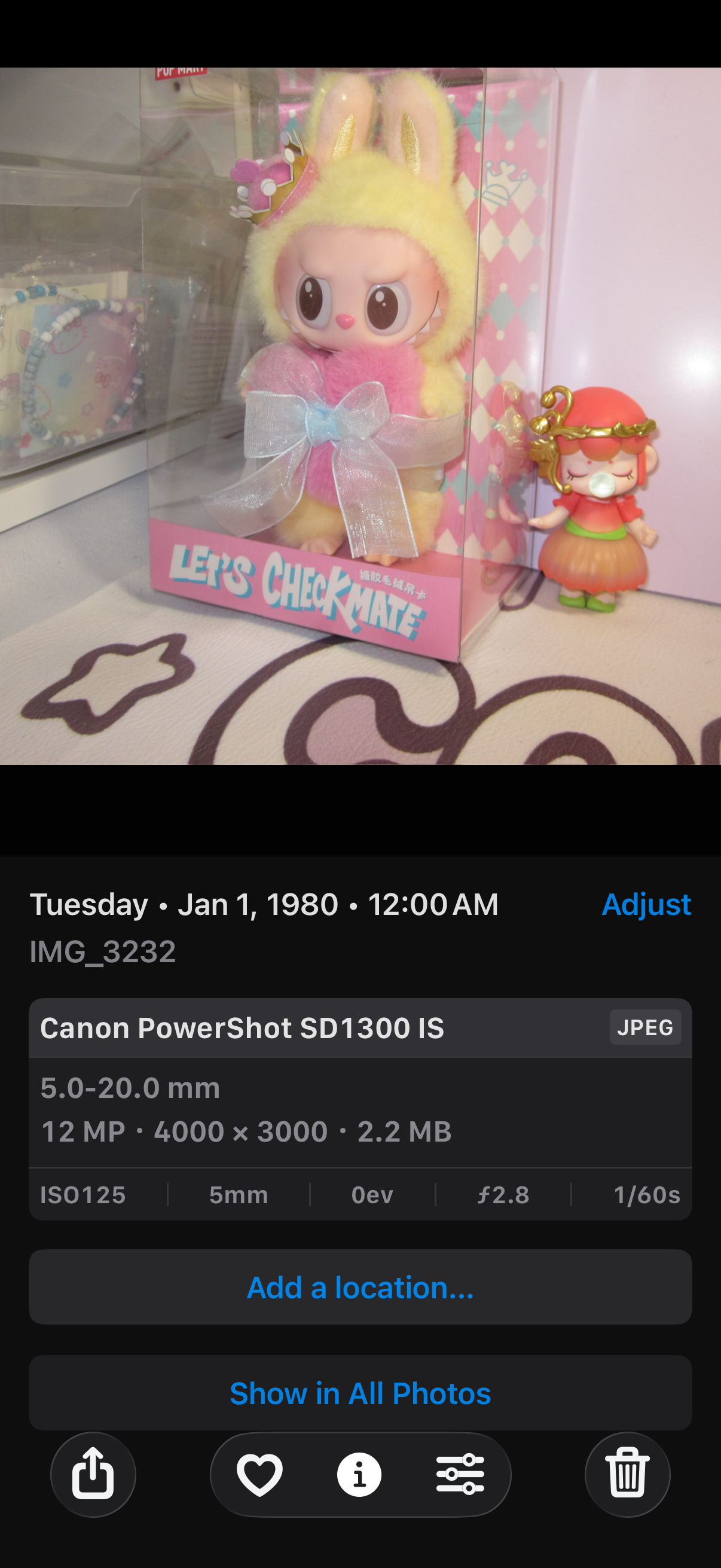 Canon PowerShot Digital SD1300 IS （IXUS 105） IS Camera