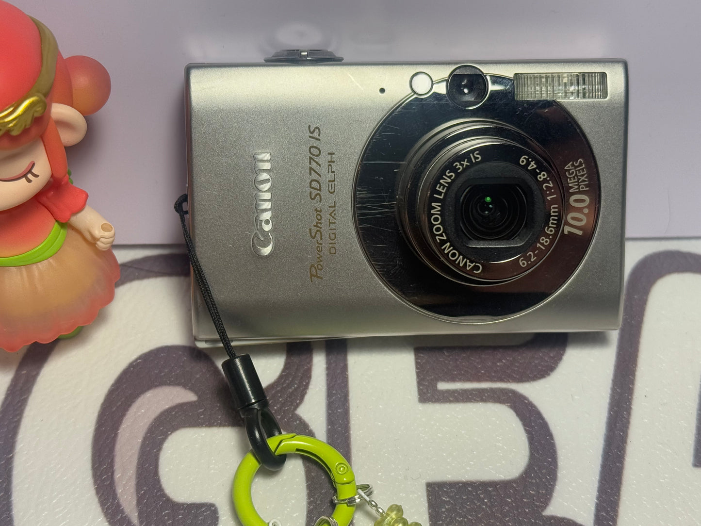 Canon PowerShot SD770 IS （IXUS85）10MP Digital Camera - Silver