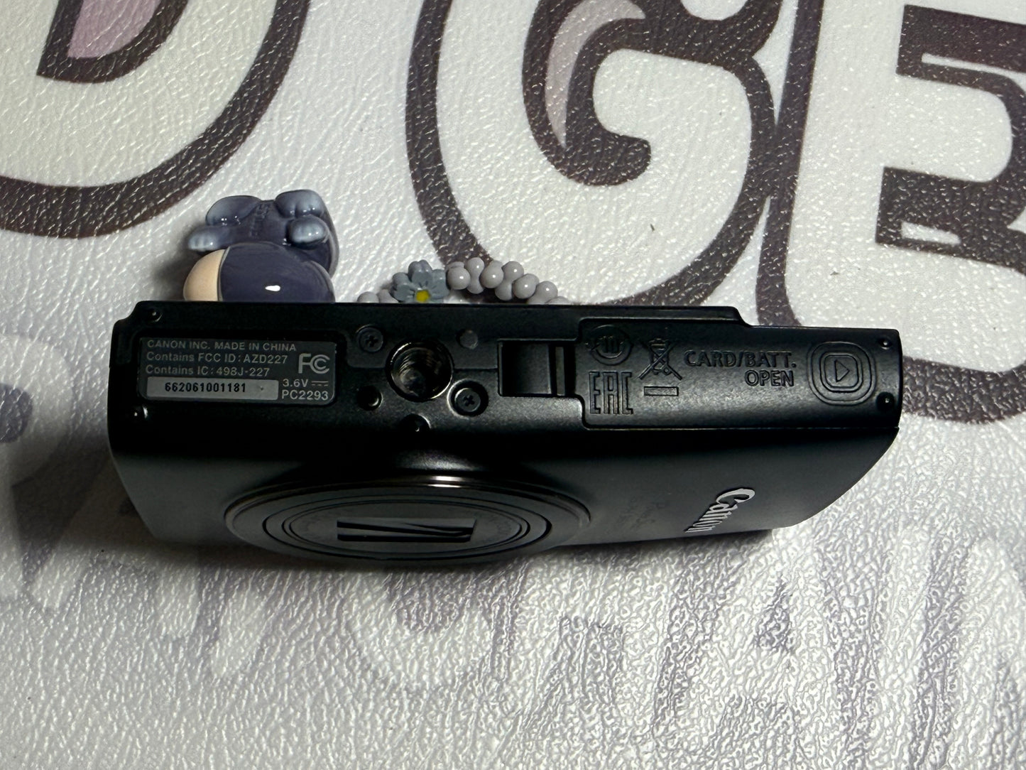Canon PowerShot Digital ELPH 360 HS（IXY650） IS Camera