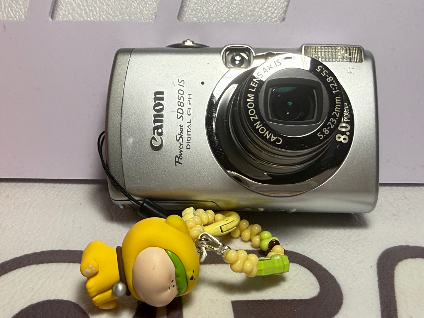 Canon PowerShot SD850 IS （IXUS950） Digital ELPH 8.0MP Compact Camera