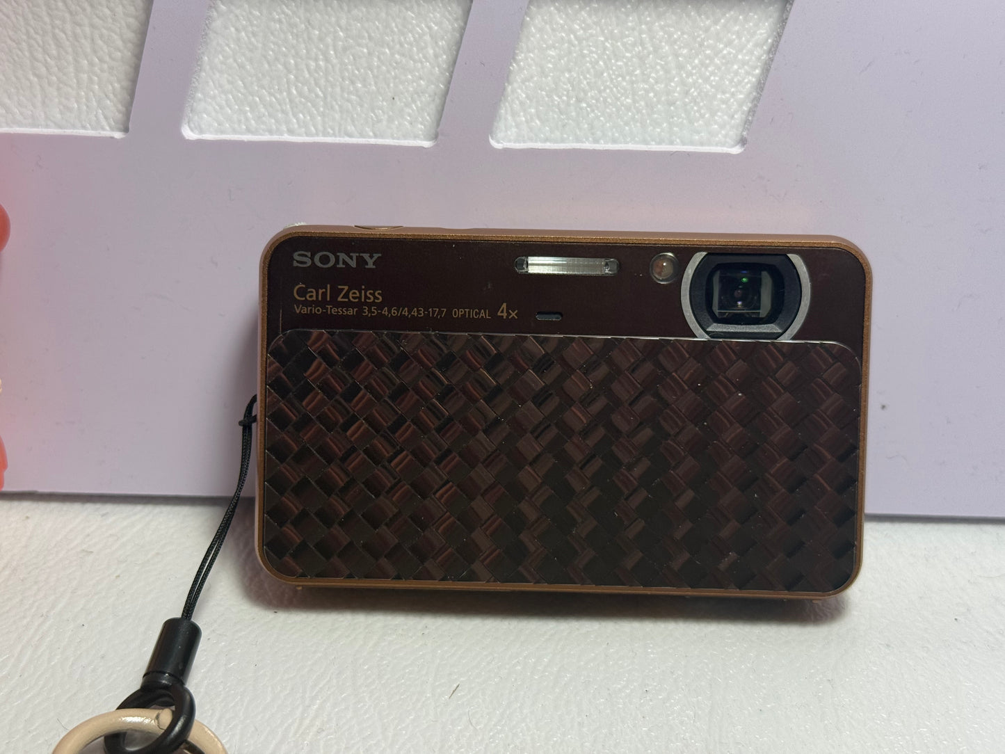 SONY Cyber Shot DSC-T99D 14.1MP Digital Camera