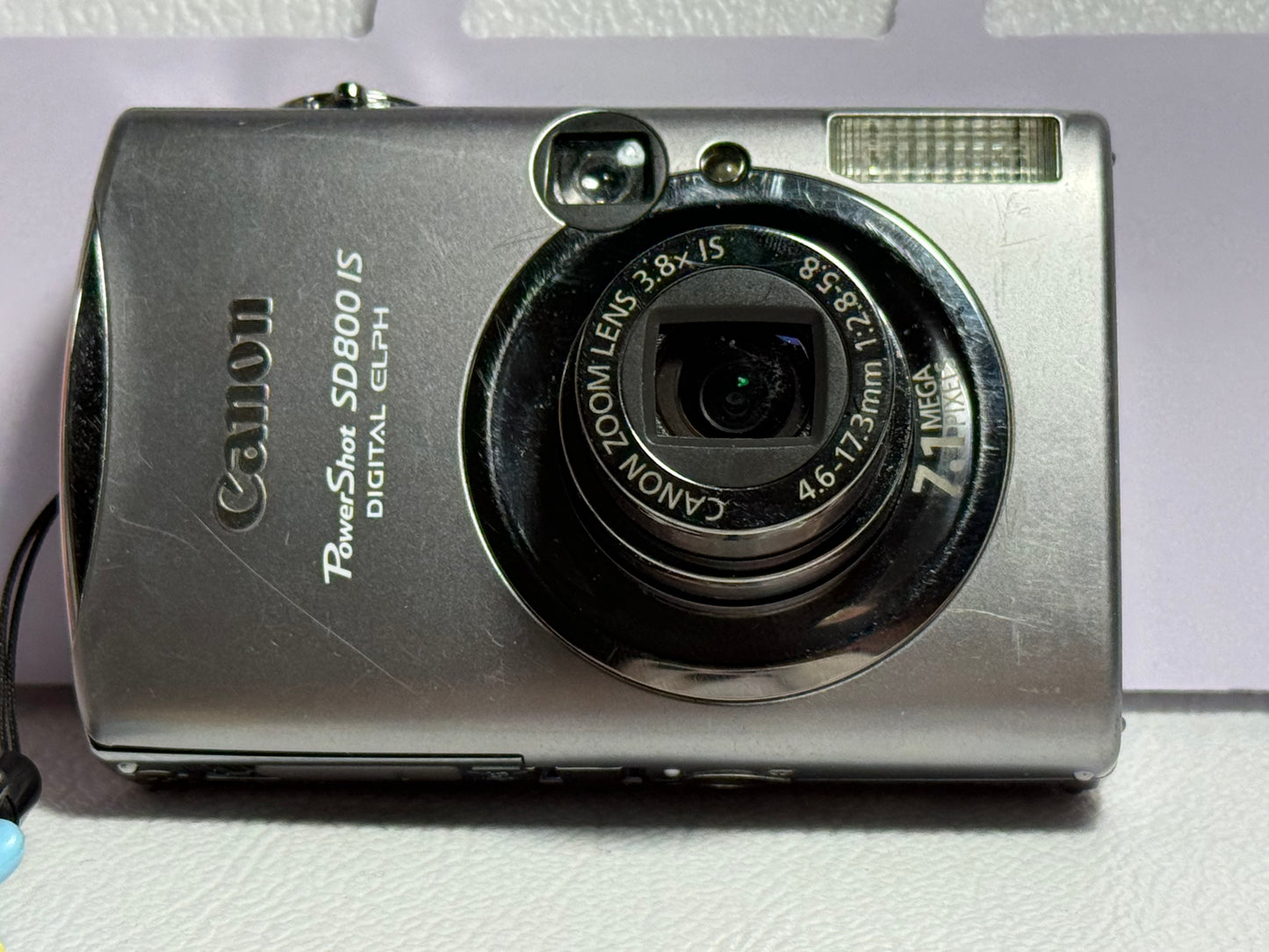 Canon PowerShot Digital SD800 IS （IXUS850） IS Camera
