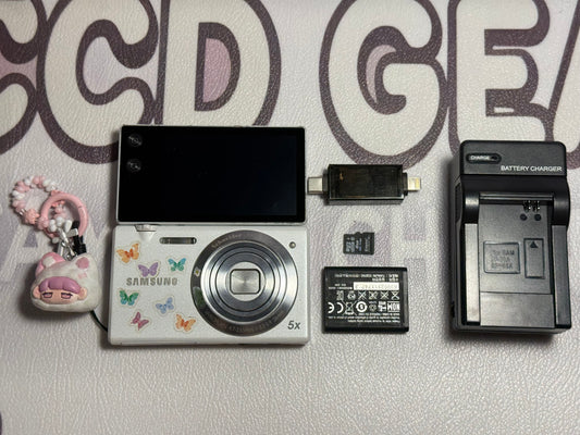 Samsung MV800 Flip-out 5x Zoom 16 Megapixels Touch English