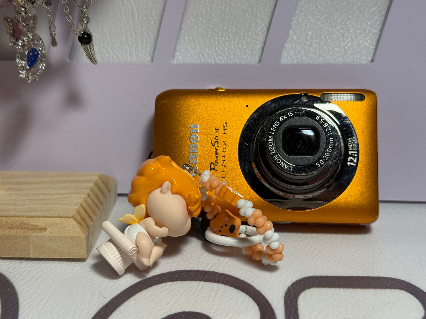 Canon PowerShot Digital ELPH 100 HS（IXUS115） IS Camera