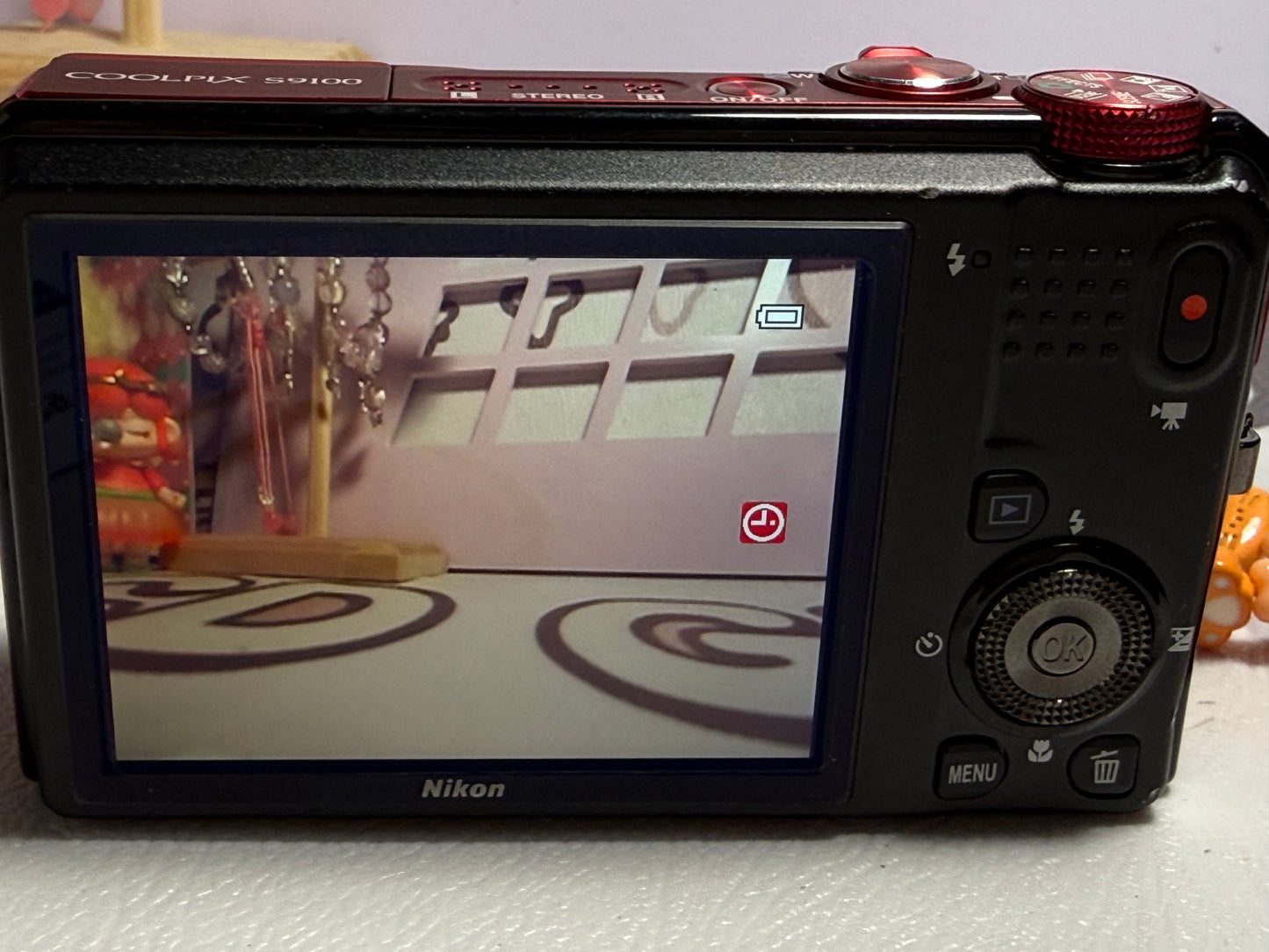 Nikon COOLPIX S9100 red 12.1MP 18x Optical Zoom Digital Camera
