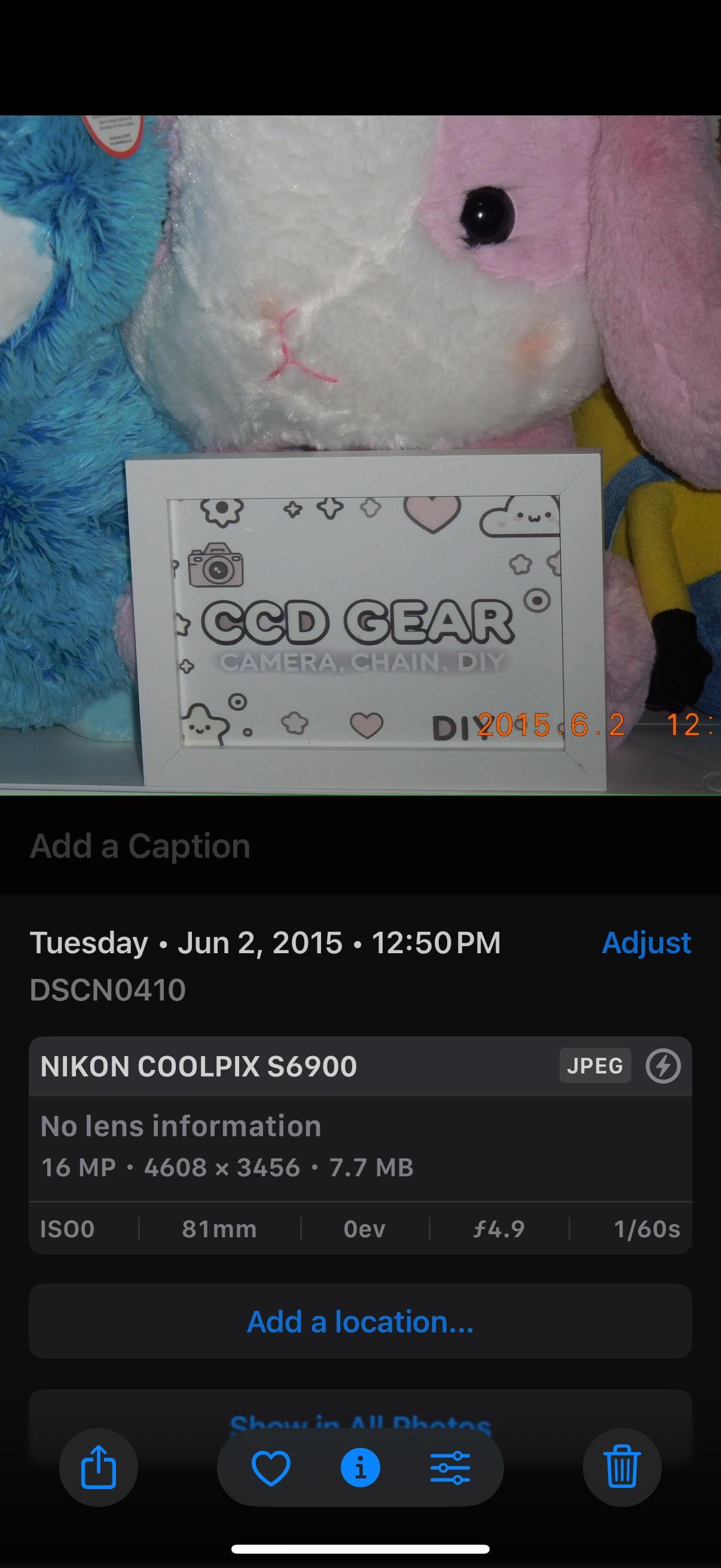 Nikon COOLPIX S6900 16.0MP Digital Camera - White